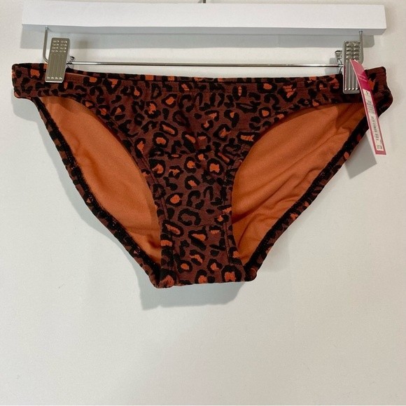 Xhilaration Women’s Hipster Bikini Swim Bottom Maroon Animal Print NWT - Picture 1 of 7